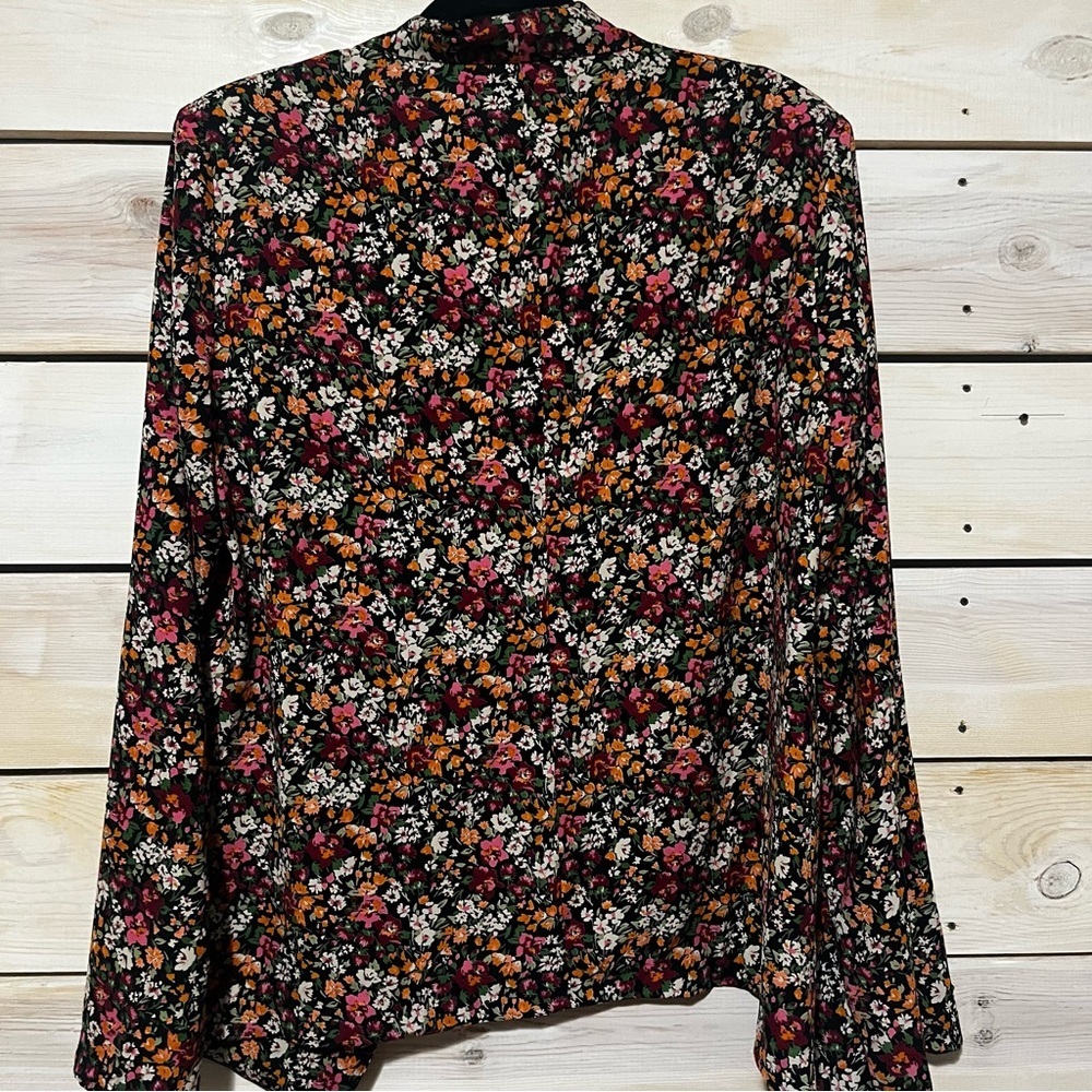 Lulu's Miss Punctuality Pink and Black Floral Print Lightweight Blazer - Picture 2 of 12